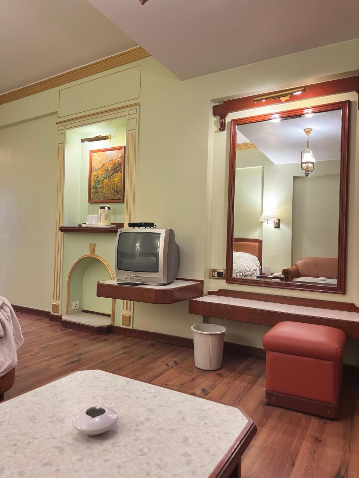 Hotel Nahar Nilgiris Ooty Ngoại thất bức ảnh